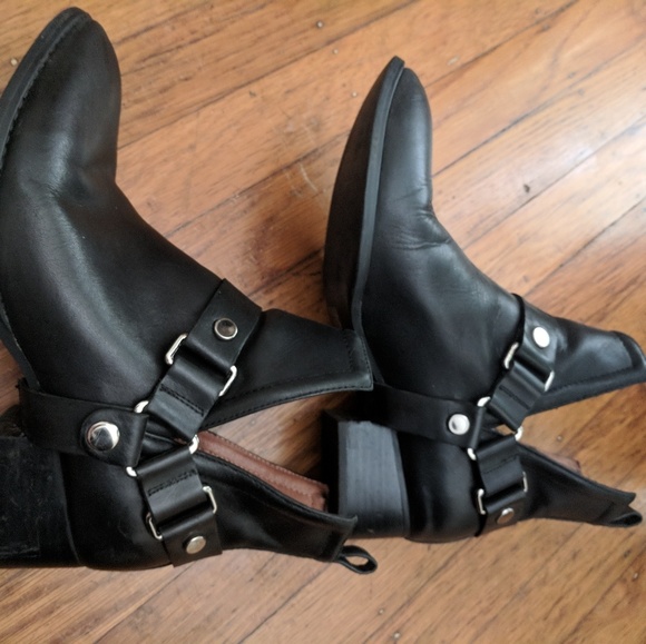 jeffrey campbell musk bootie